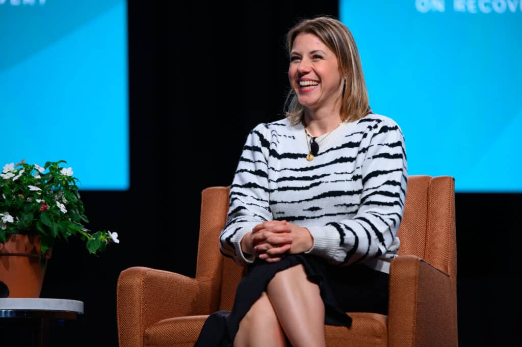 "Full House" star Jodie Sweetin Helps The Council on Recovery to Raise More Than $460,000 1 Jodie Sweetin